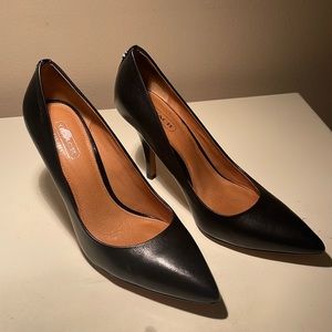 Coach Black Pumps
